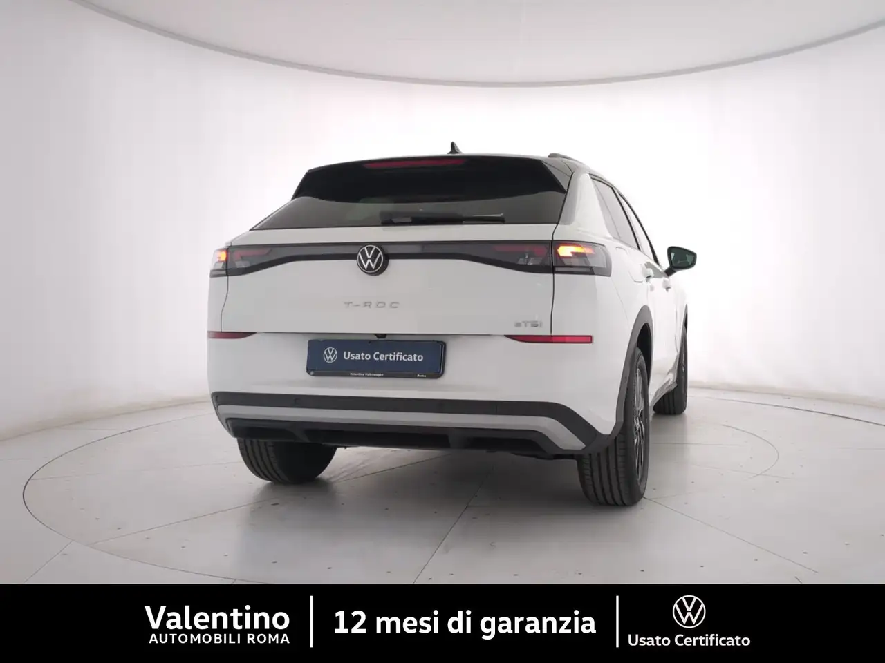 Volkswagen T-Roc 3