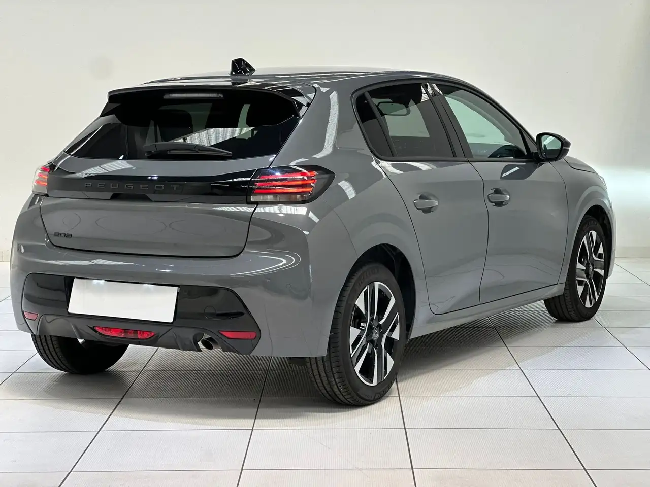 Peugeot 208 6