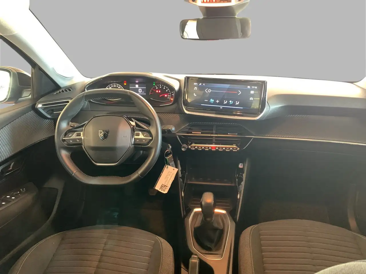 Peugeot 208 II 9