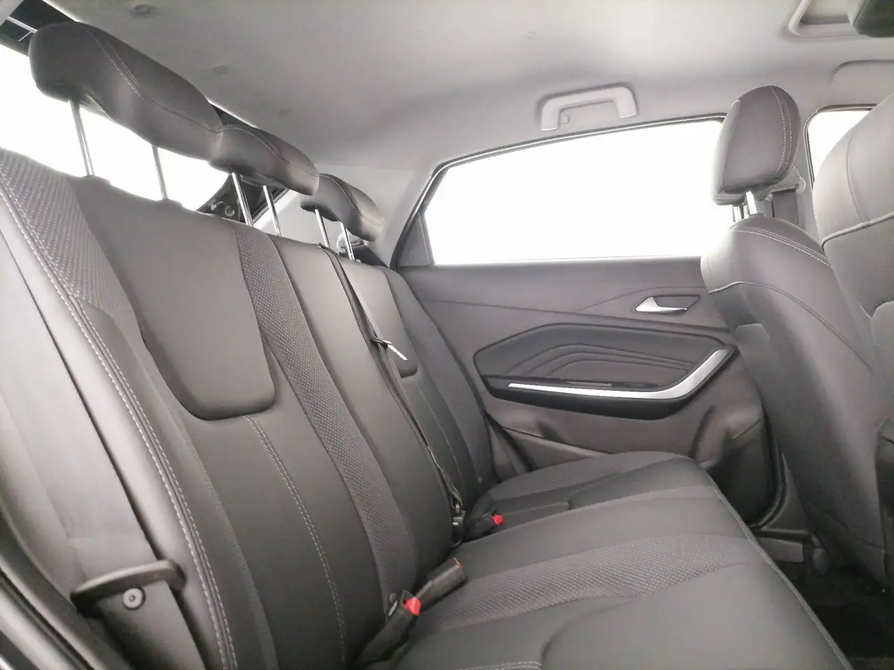DR Automobiles DR 8