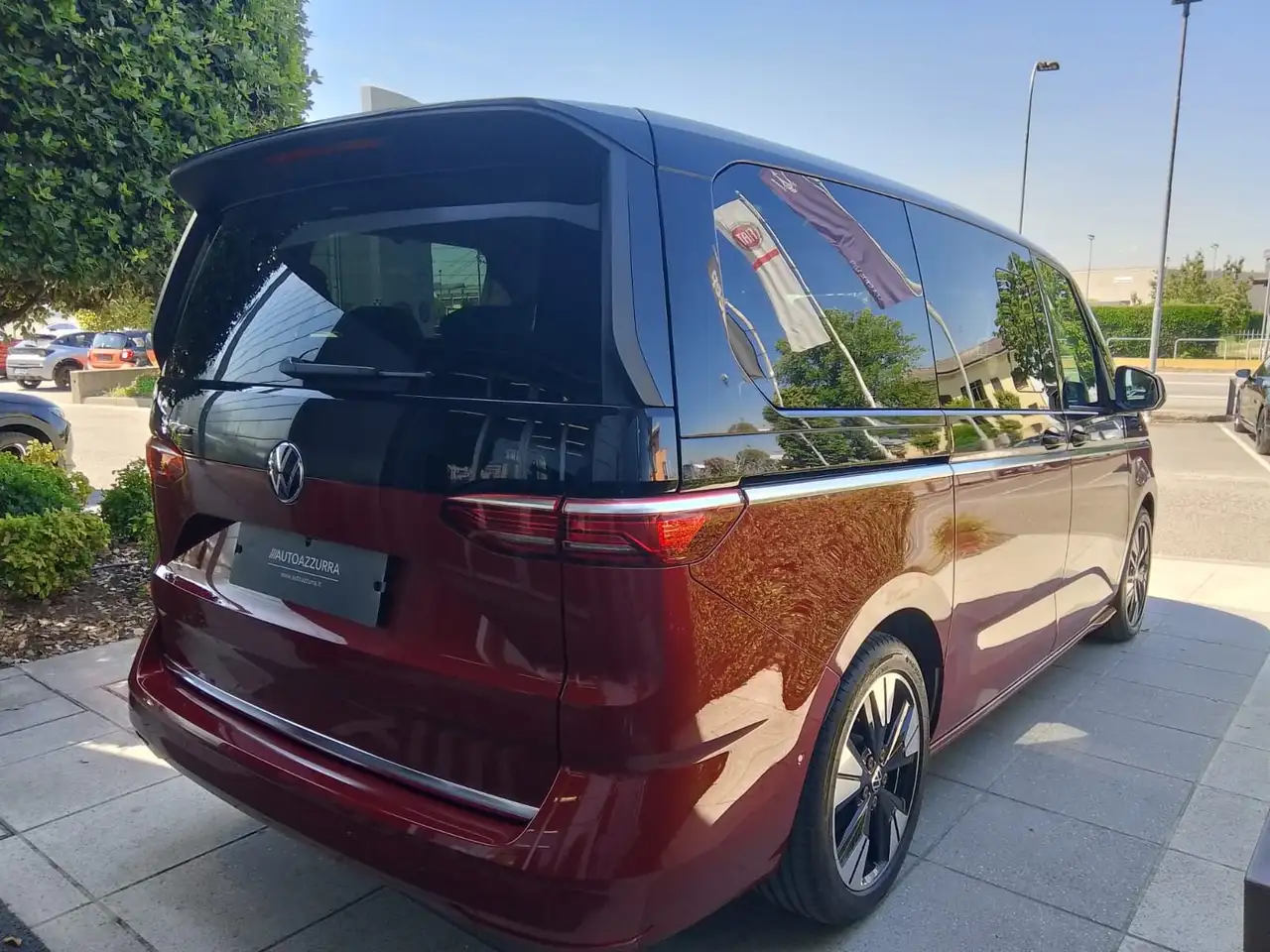 Volkswagen T7 Multivan 4