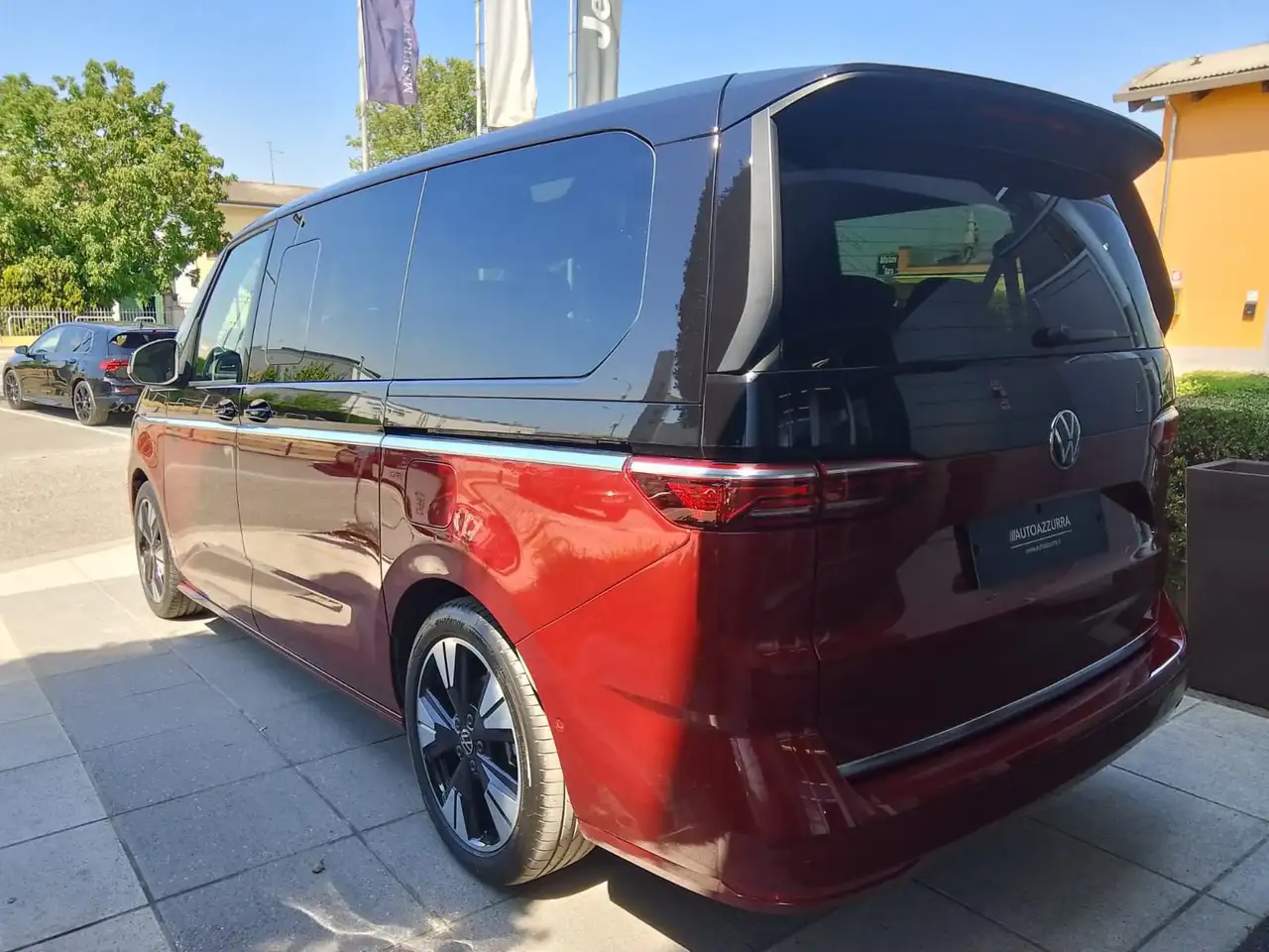 Volkswagen T7 Multivan 5