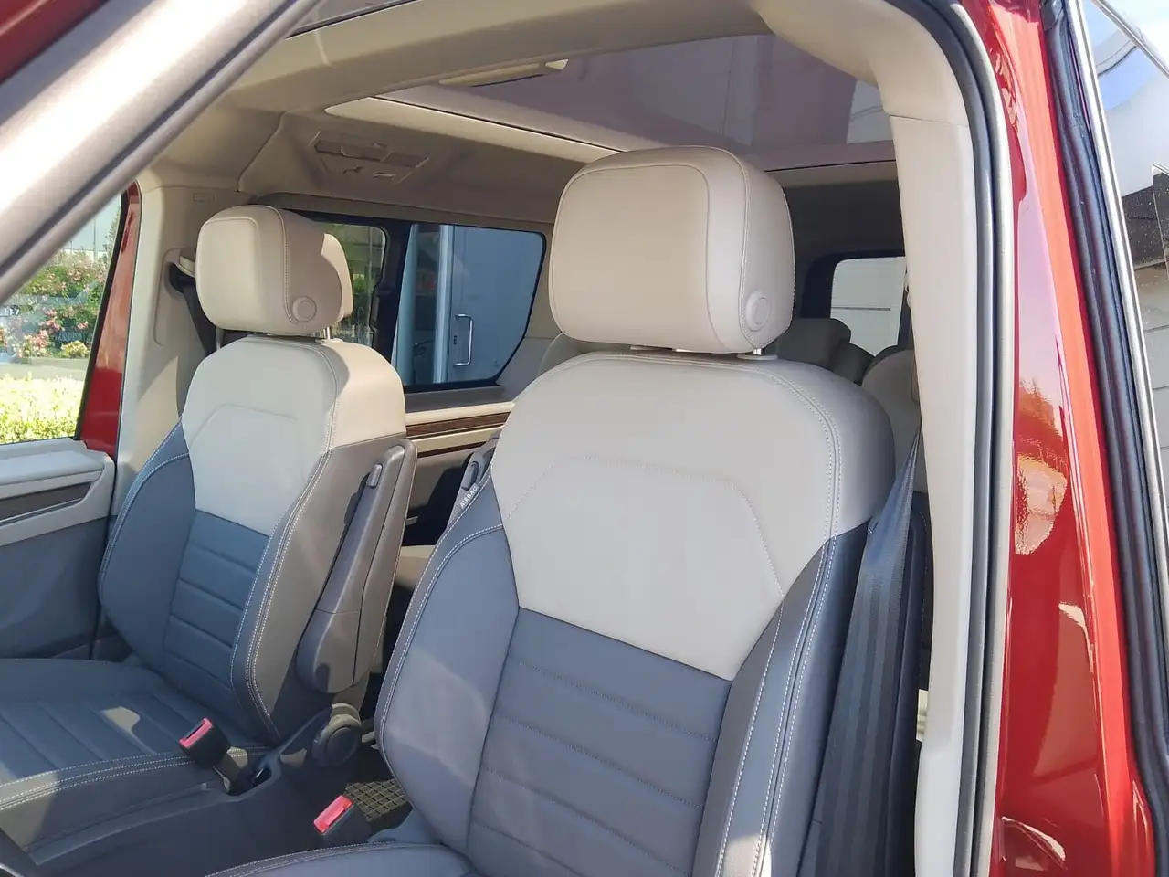 Volkswagen T7 Multivan 7