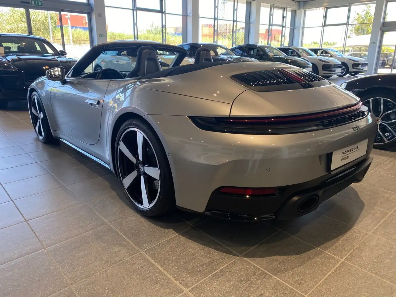 Porsche 911 6