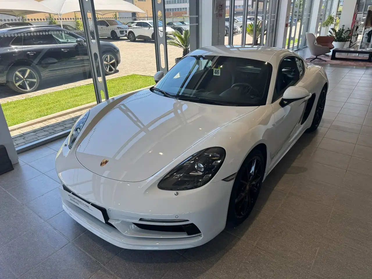 Porsche Cayman 718
