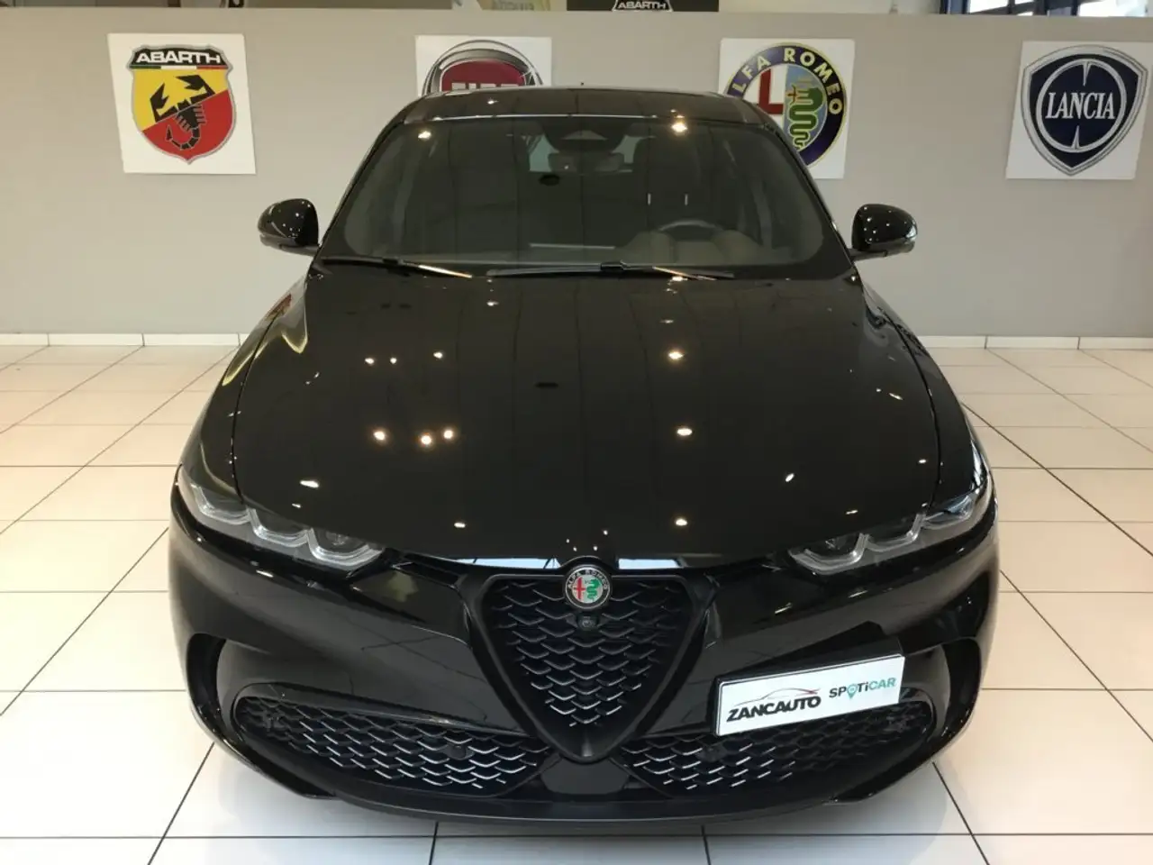 Alfa Romeo Tonale 4