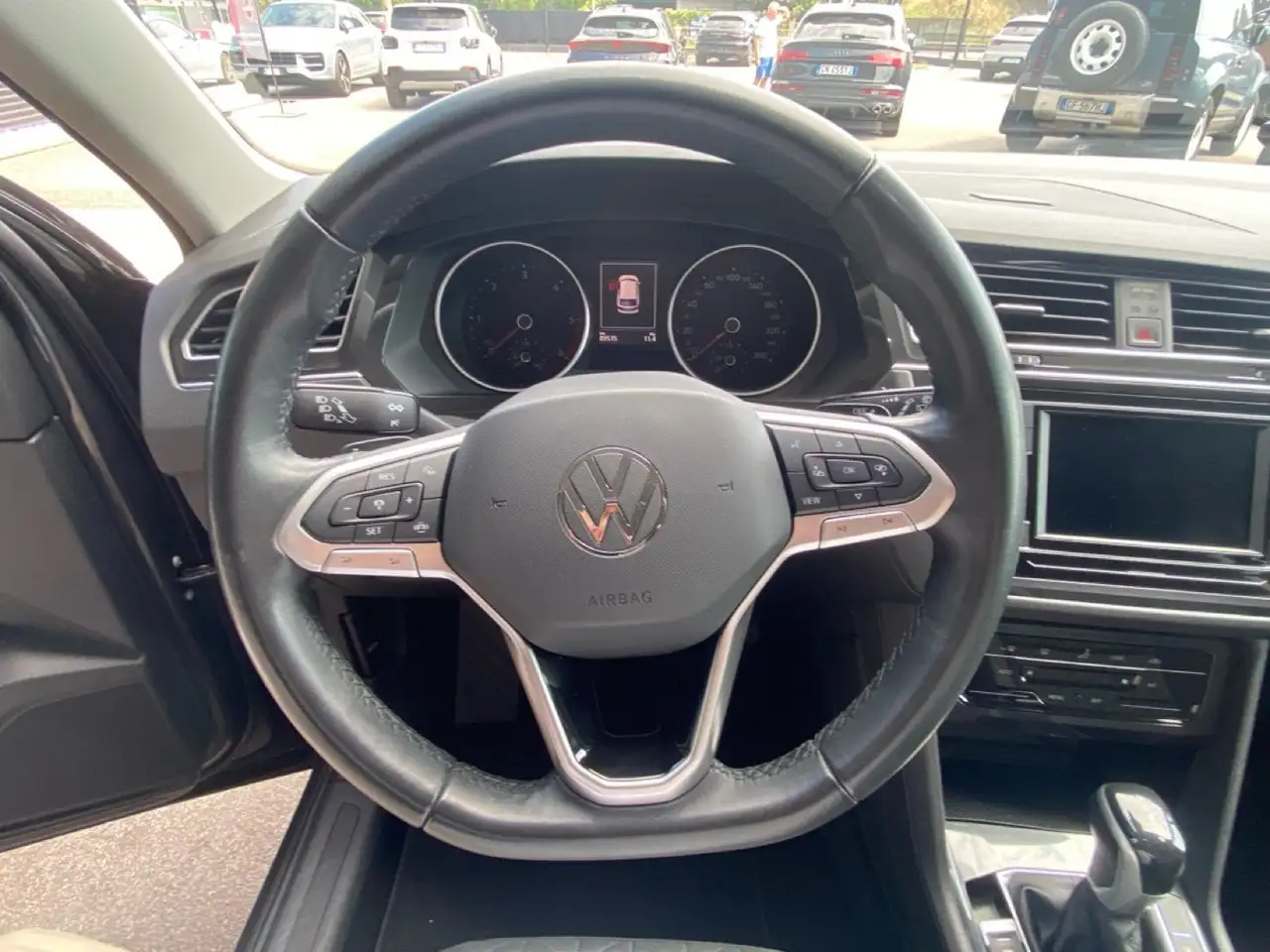 Volkswagen Tiguan 12