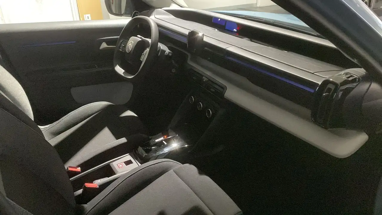 Citroen E-C3 10