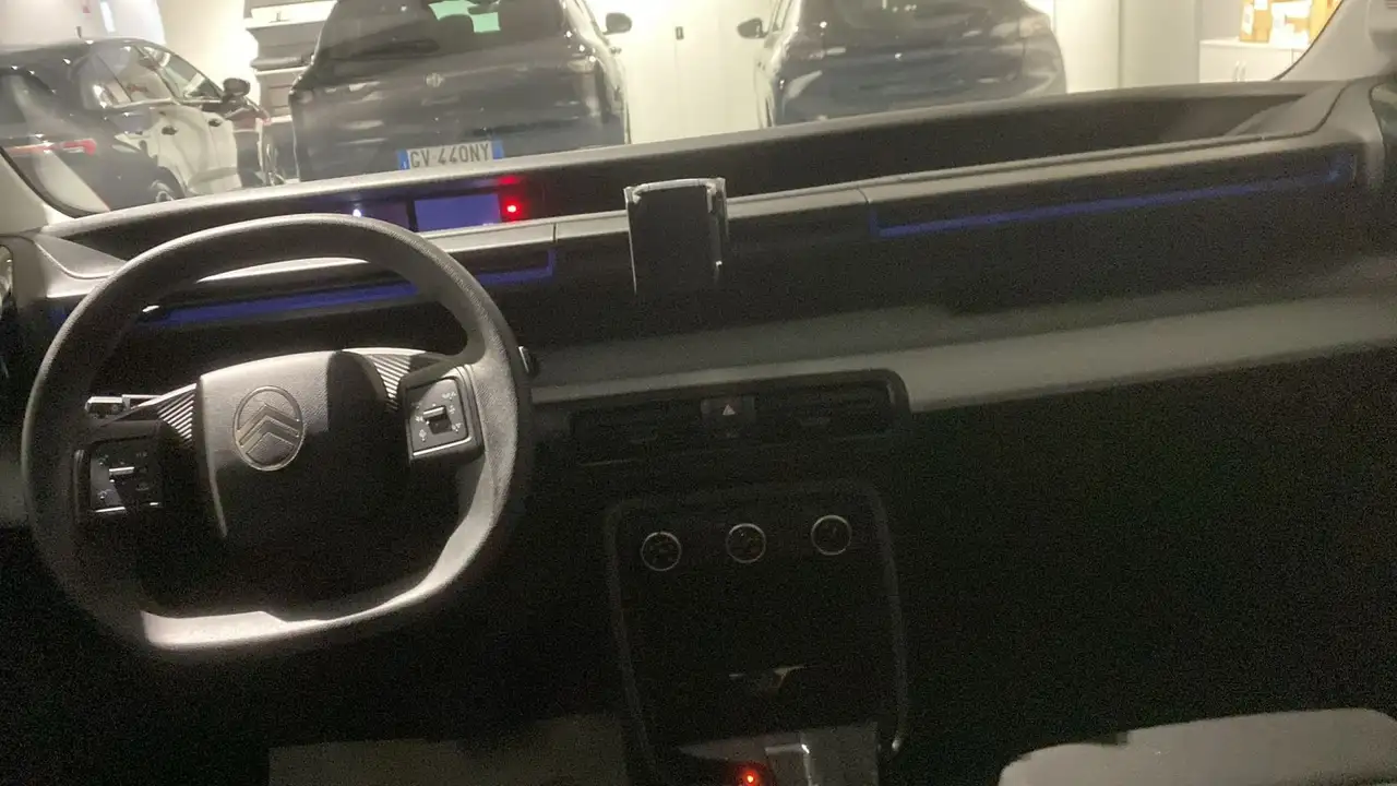 Citroen E-C3 12