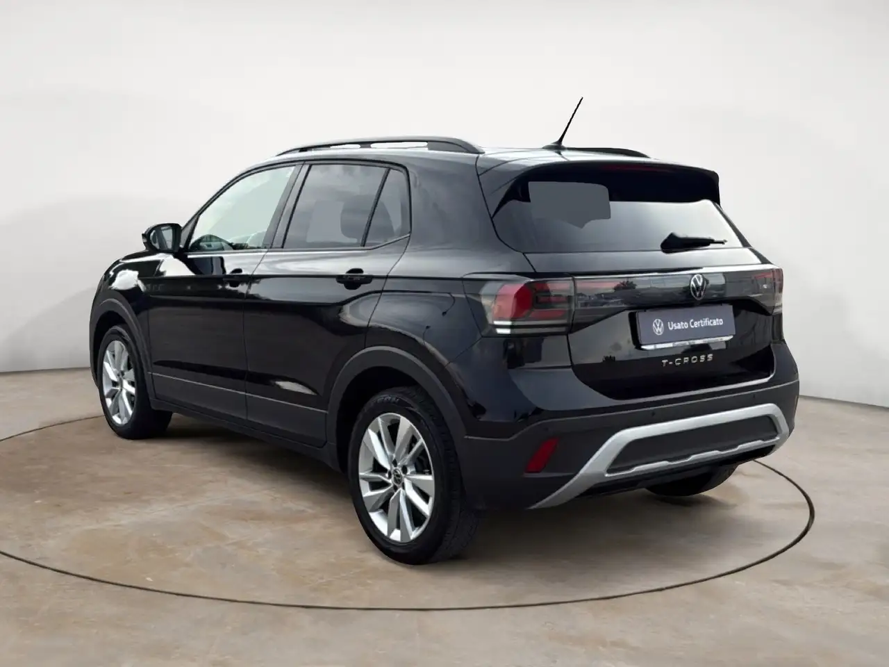 Volkswagen T-Cross 4