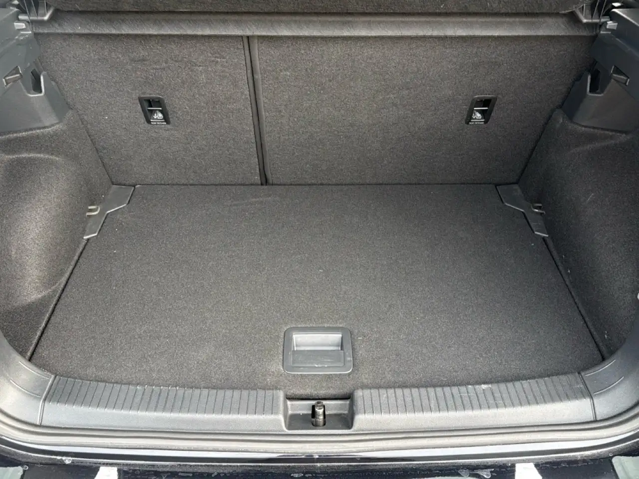 Volkswagen T-Cross 9