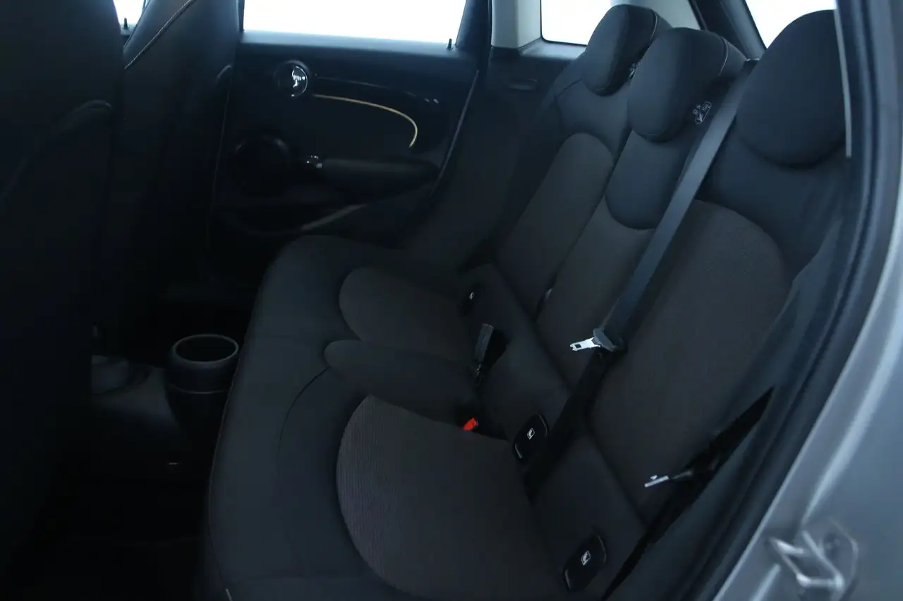 Mini Cooper 8