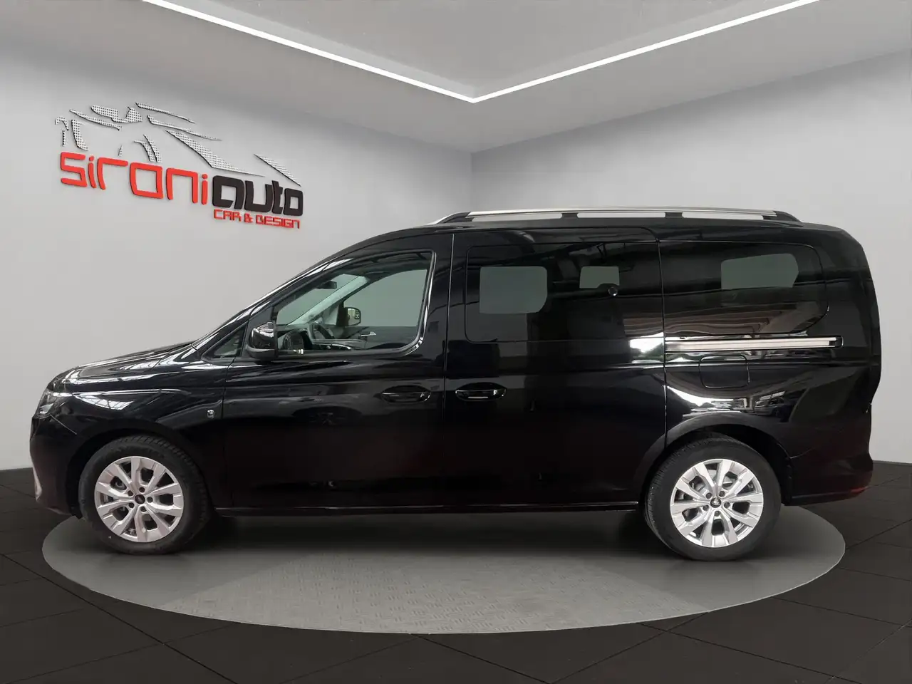 Ford Tourneo 3
