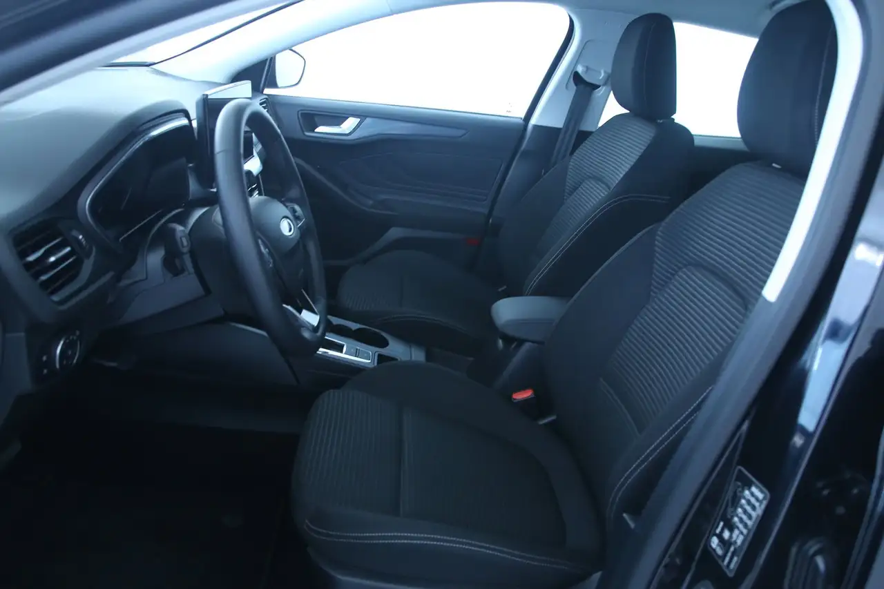 Ford Focus 7
