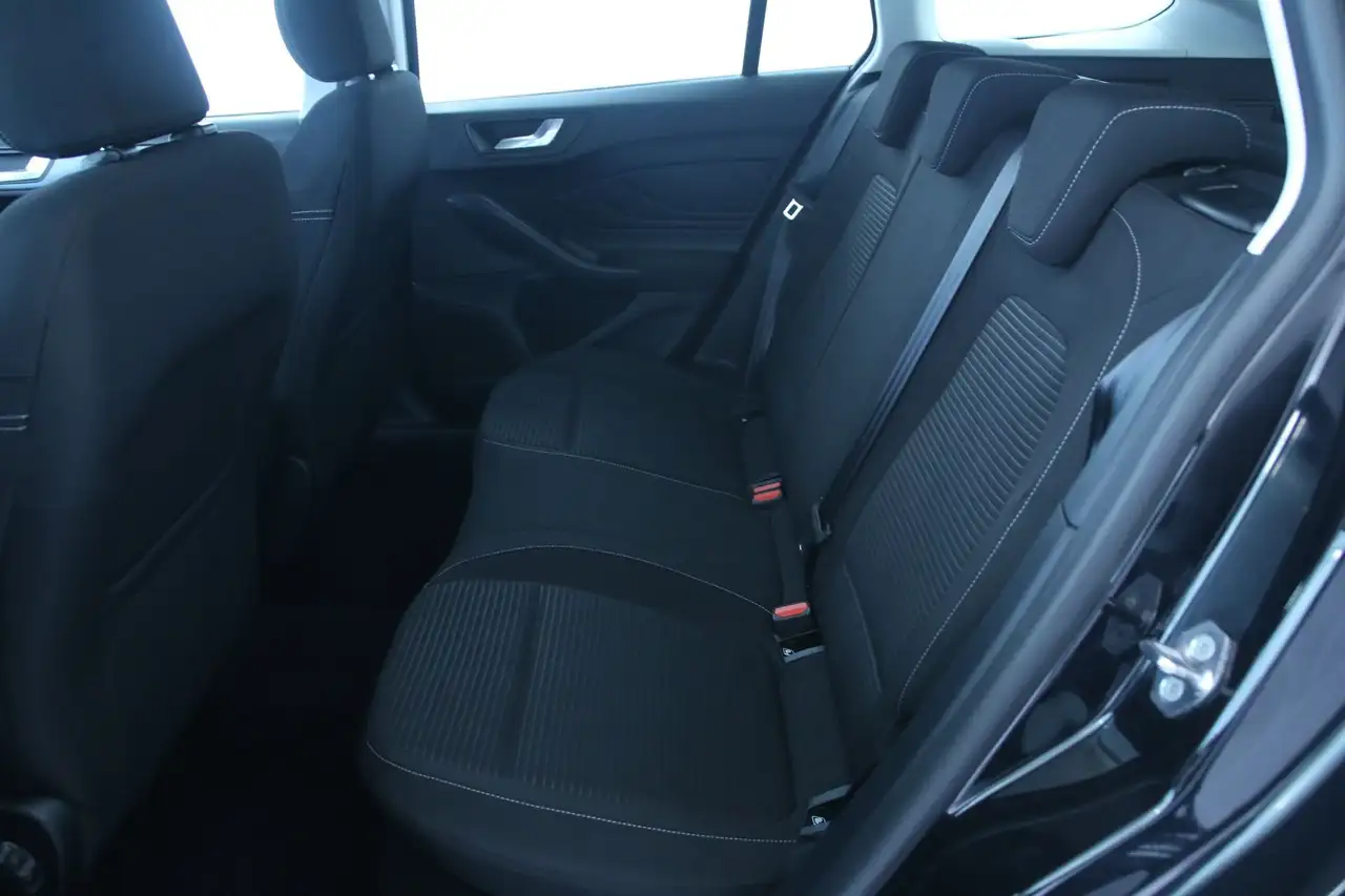 Ford Focus 8