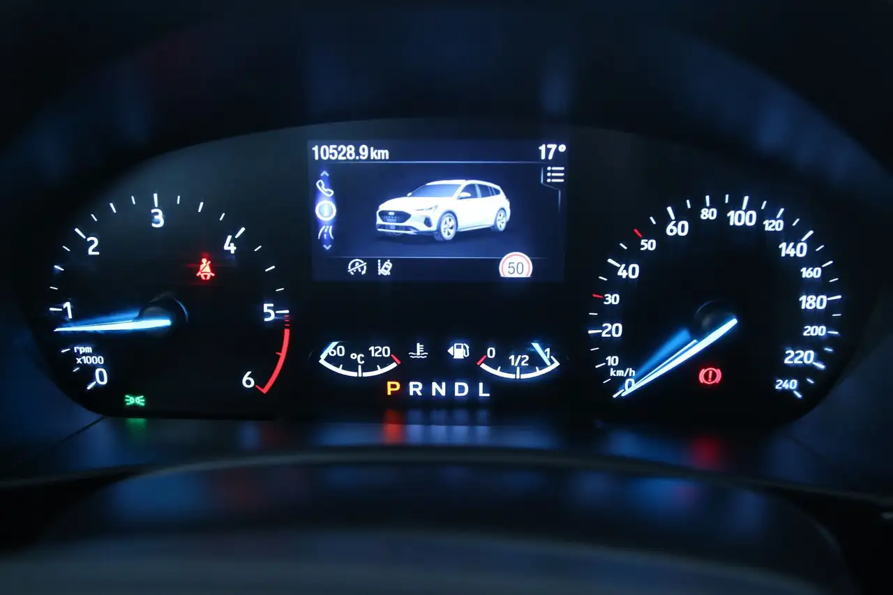 Ford Focus 11