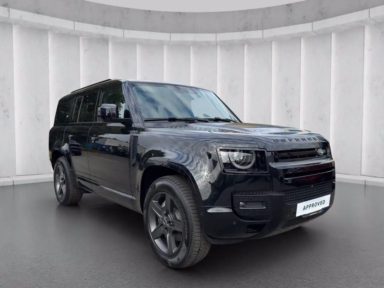 Land Rover Defender 2019 6
