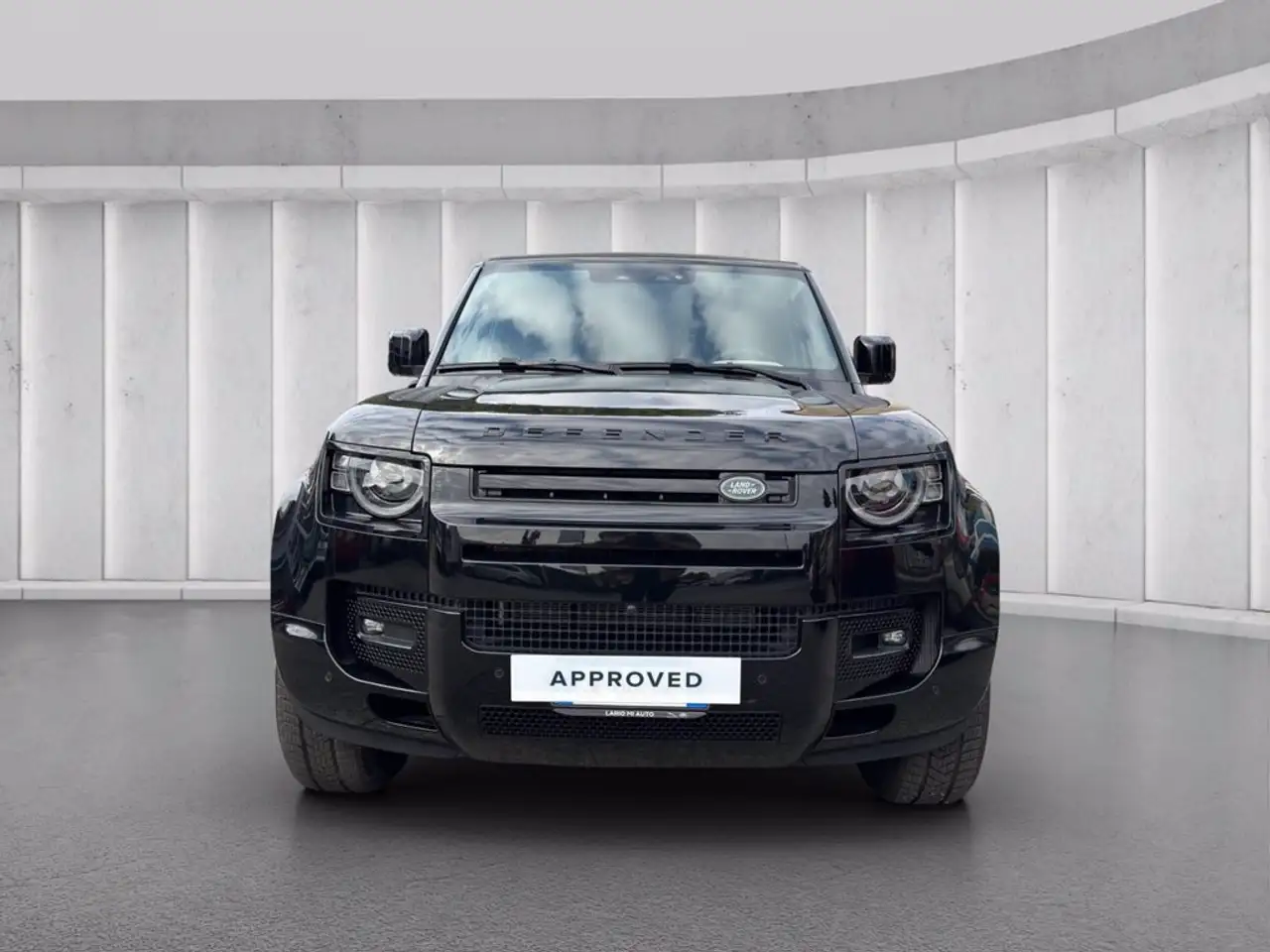Land Rover Defender 2019 7