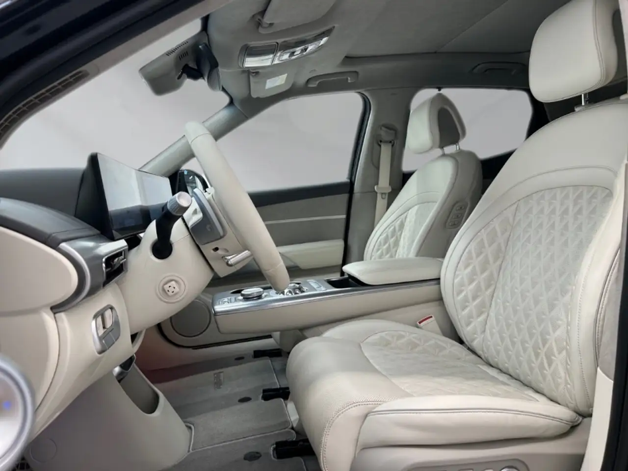 Genesis GV60 10