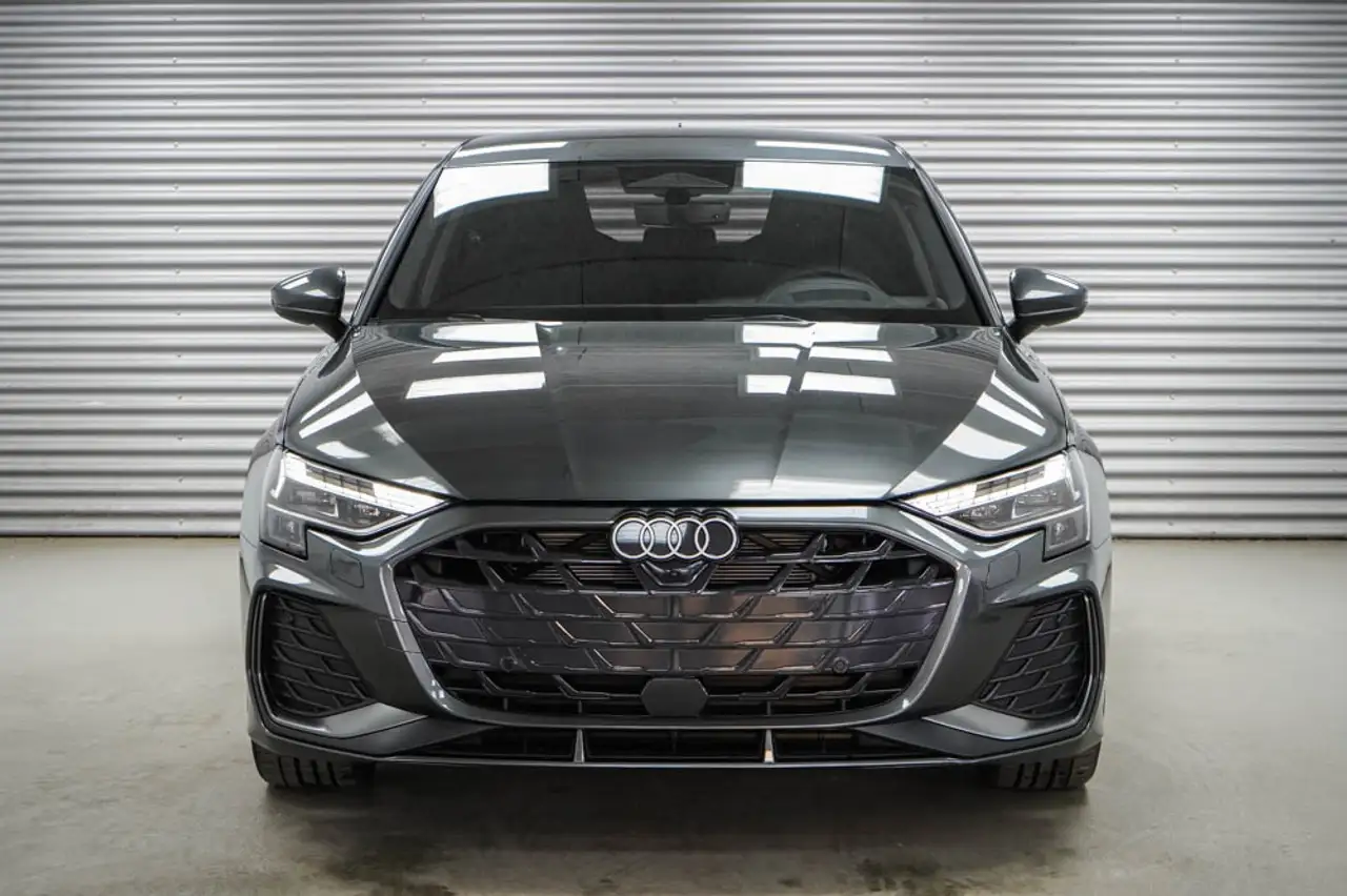 Audi A3 40 2