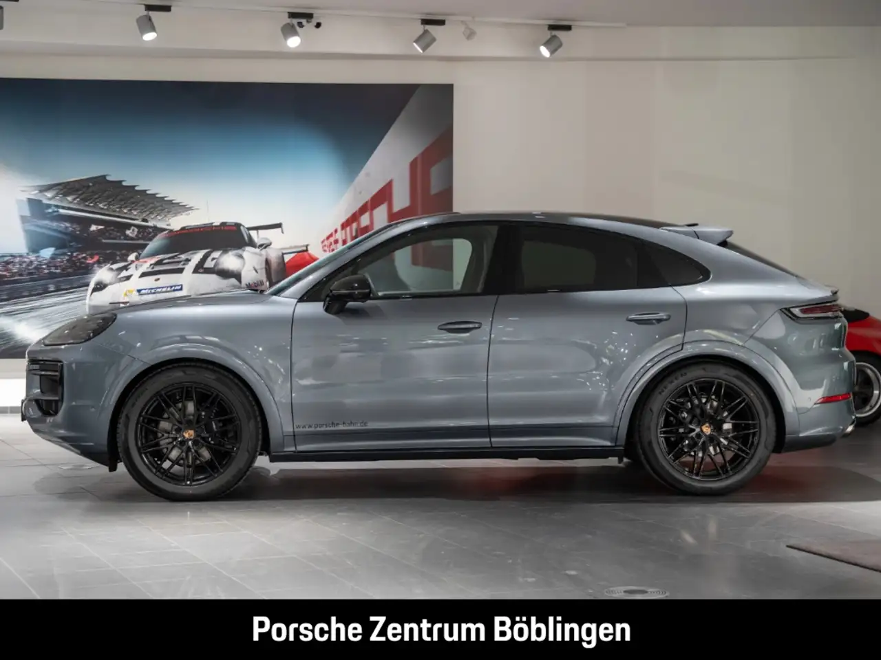 Porsche Cayenne 2