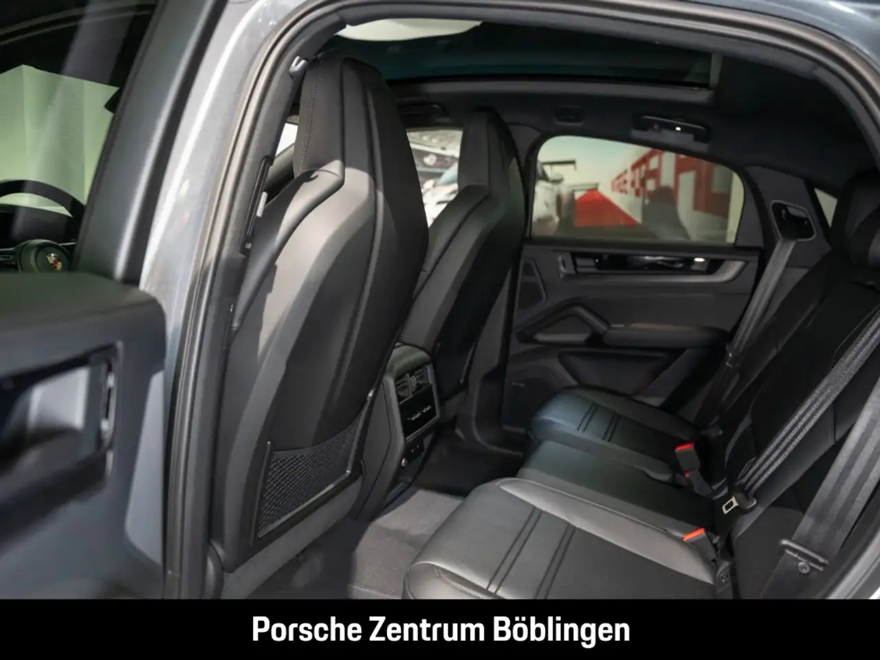 Porsche Cayenne 7