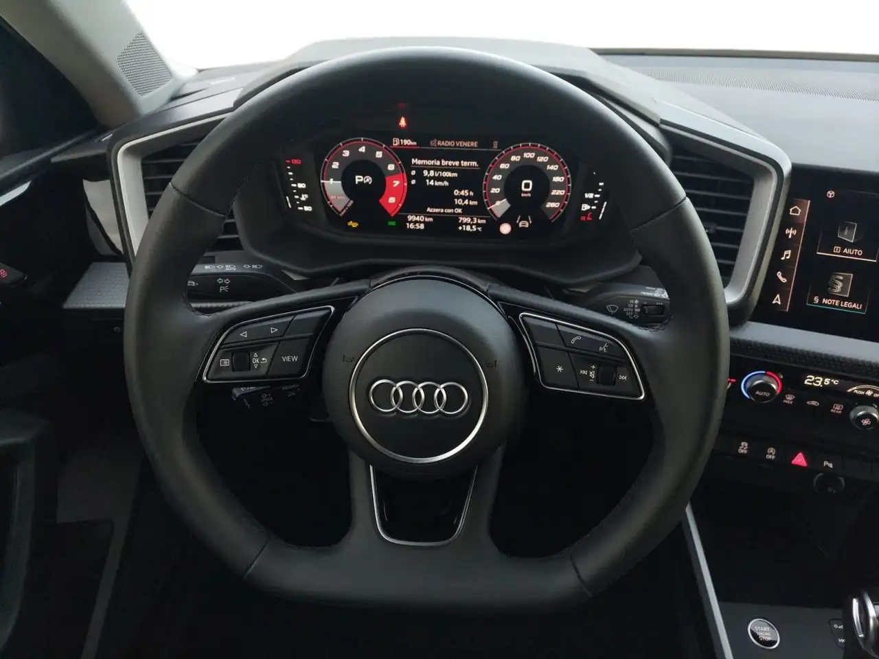 Audi A1 3