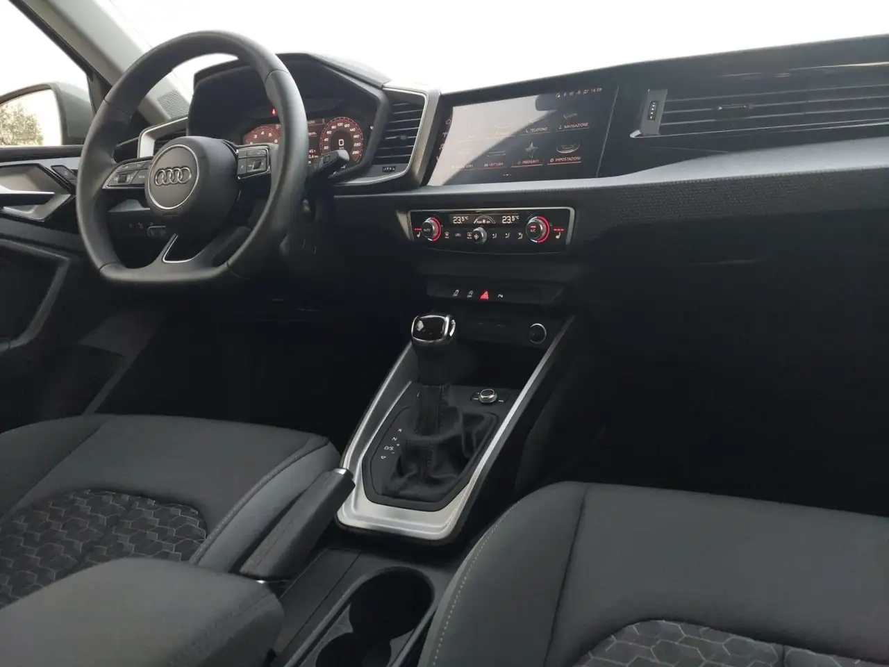 Audi A1 4