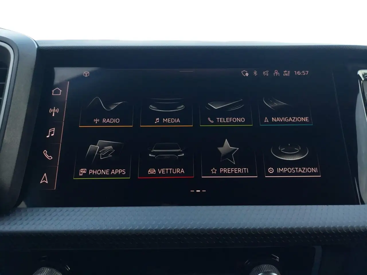 Audi A1 6