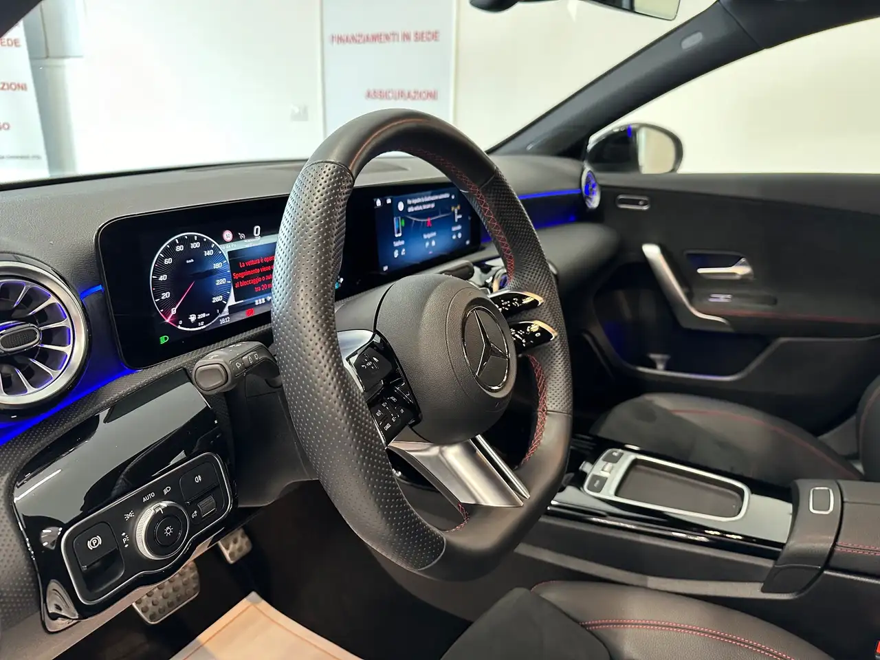Mercedes-Benz A 200 12