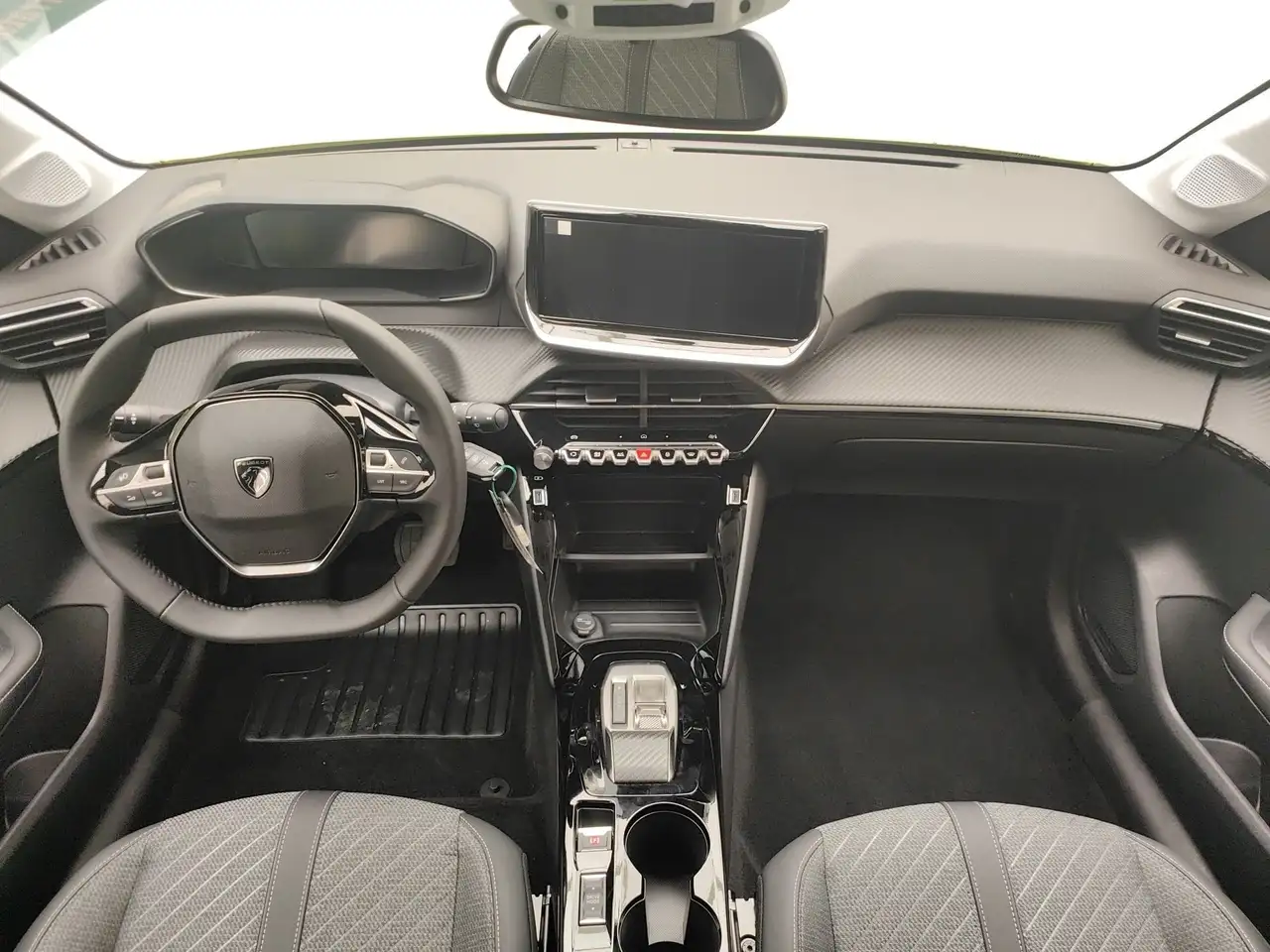 Peugeot 208 7
