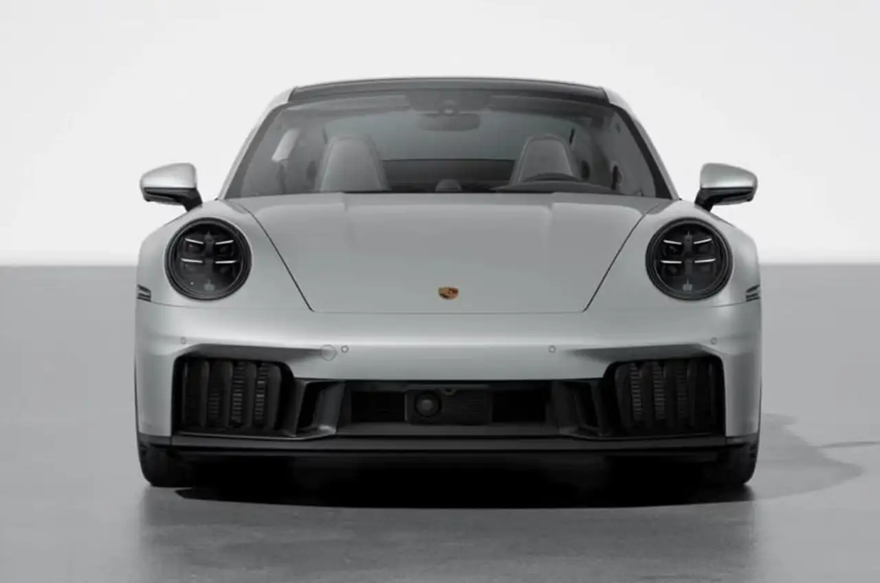 Porsche 911 992 8