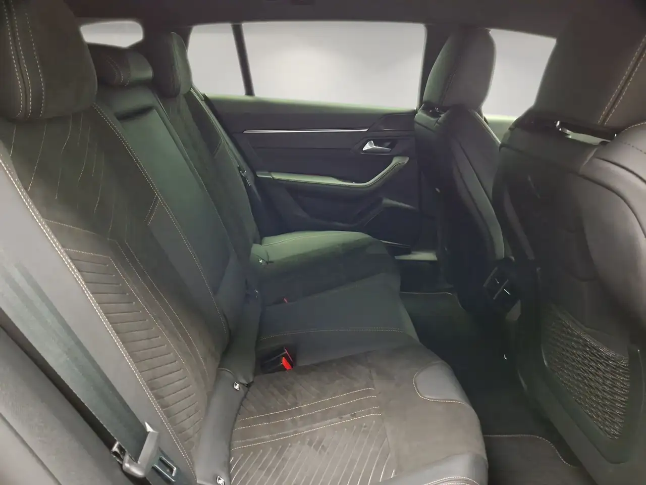 Peugeot 508 II 8