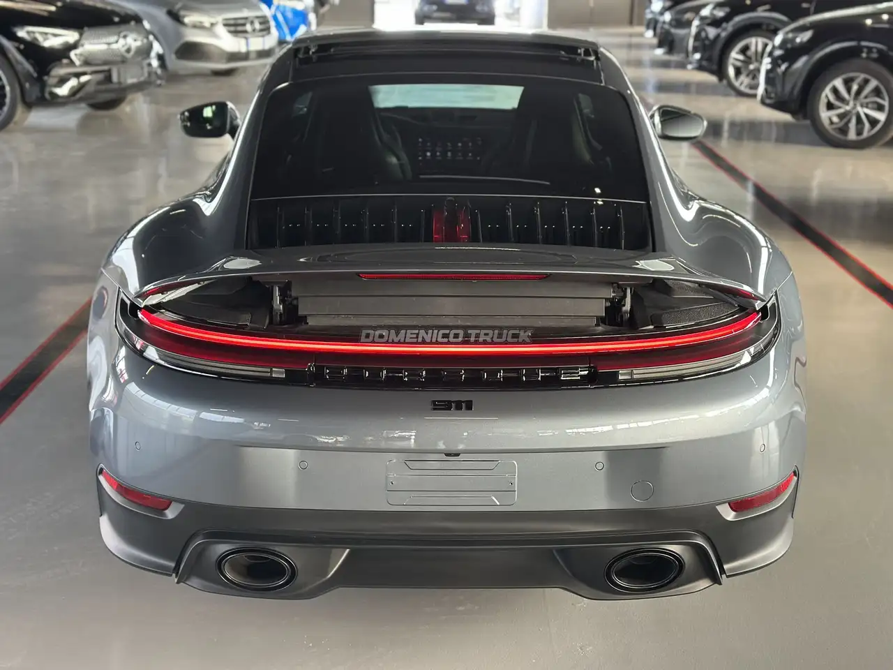 Porsche 992 911 4