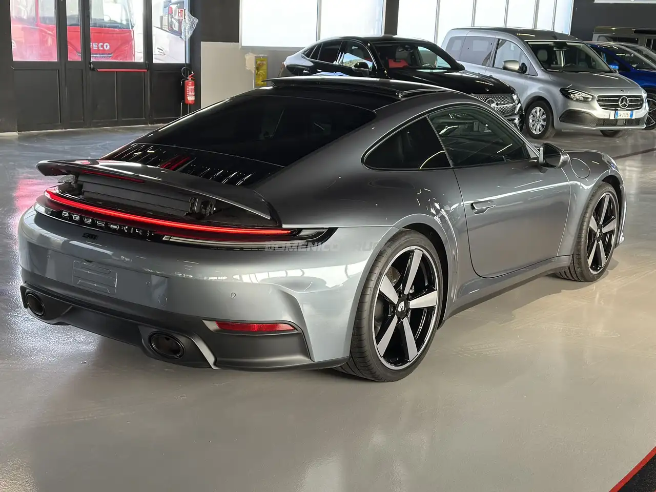 Porsche 992 911 5
