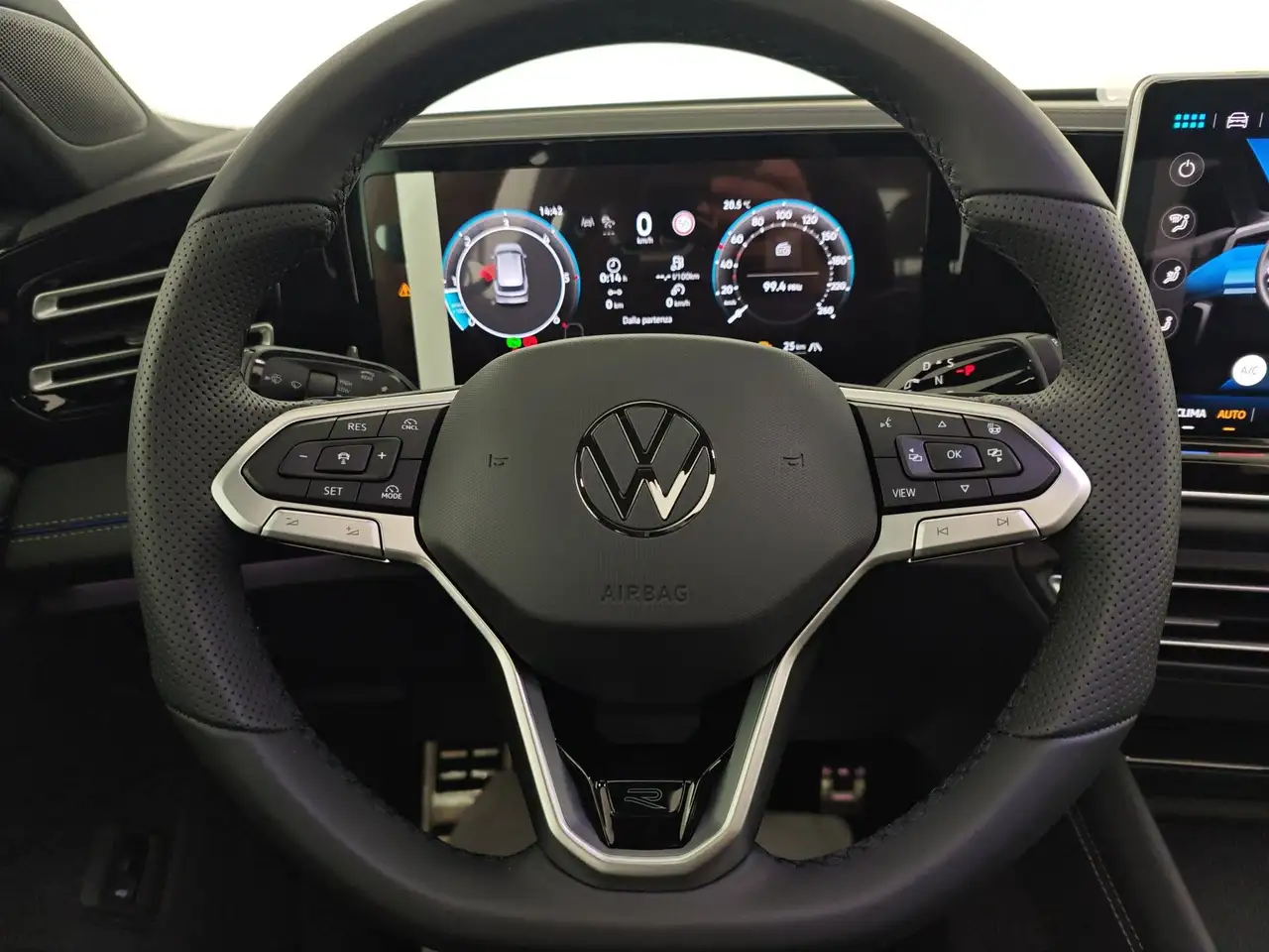 Volkswagen Tiguan 12