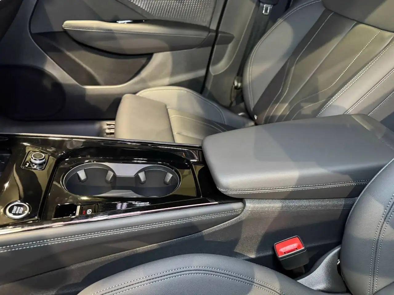 Audi Q3 12