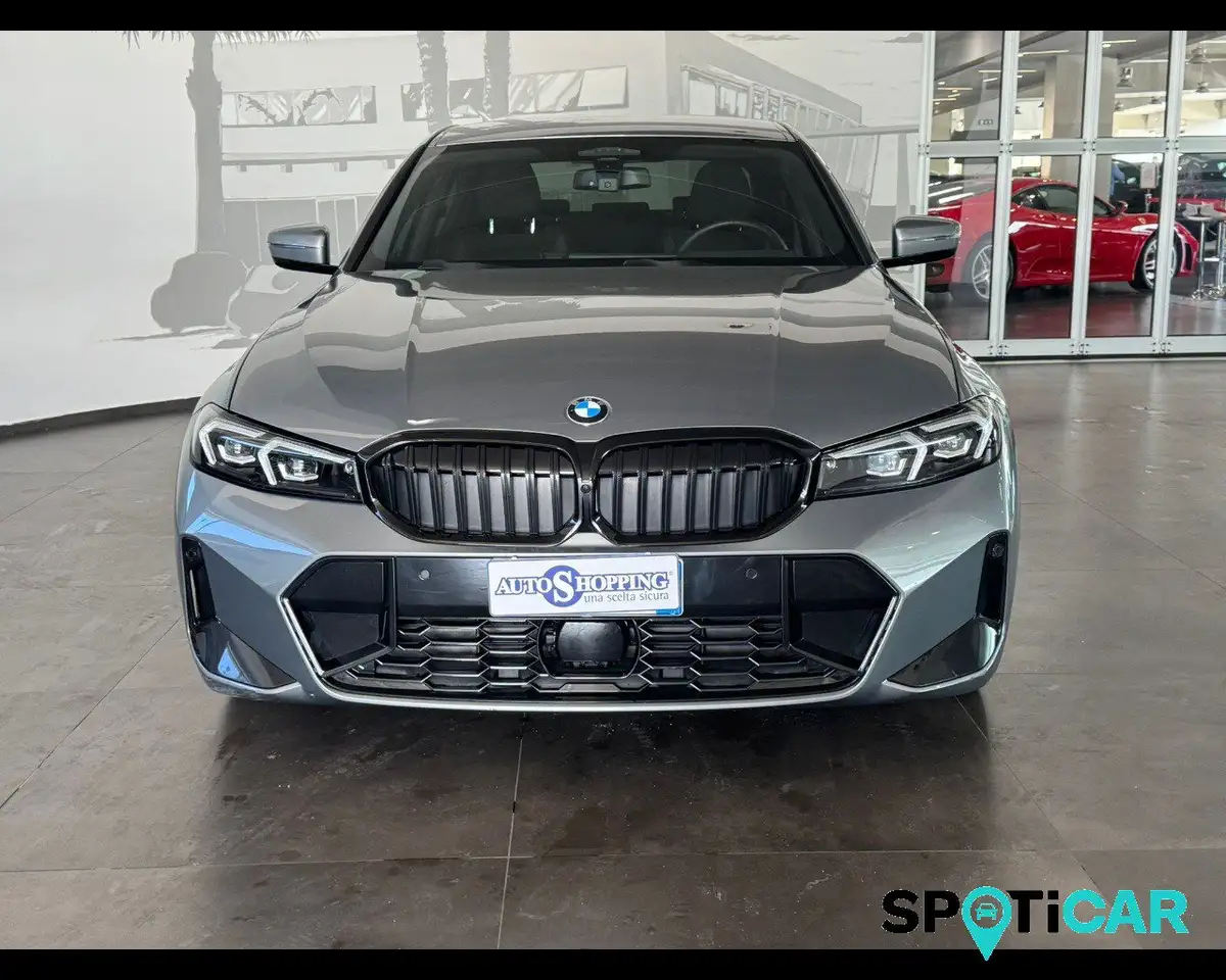 BMW 320 2