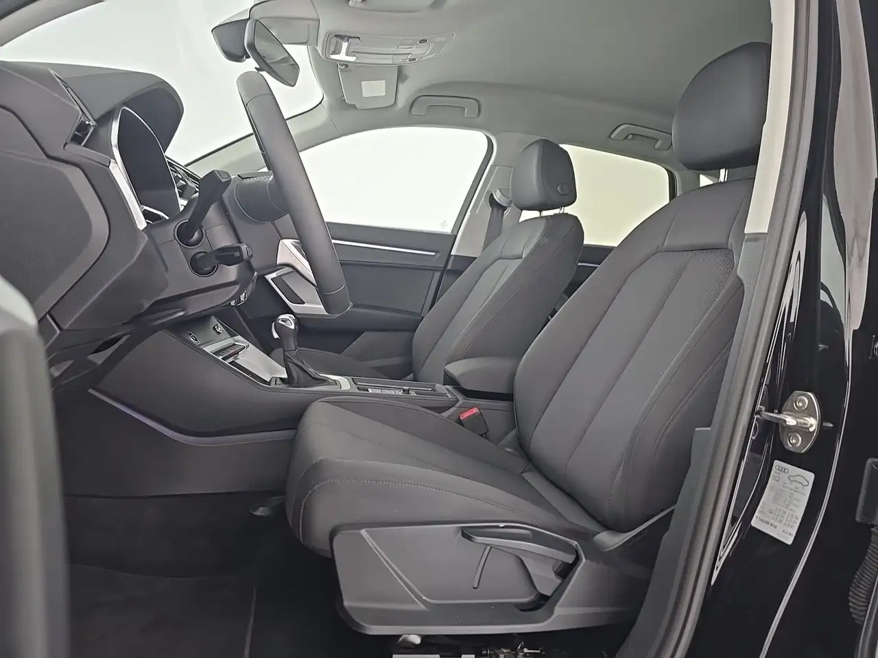 Audi Q3 35 9