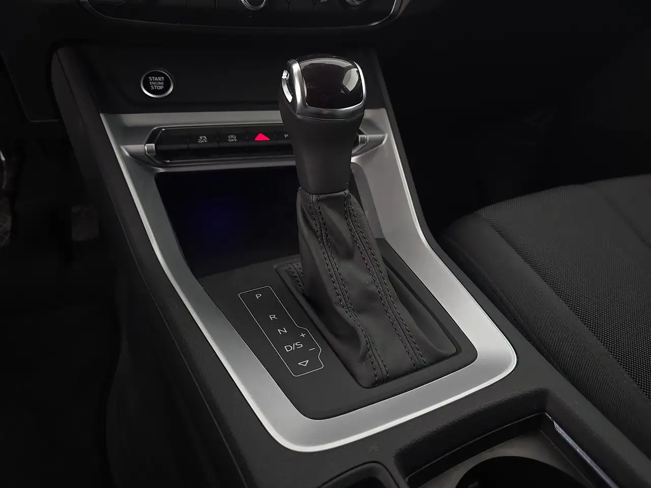 Audi Q3 35 12