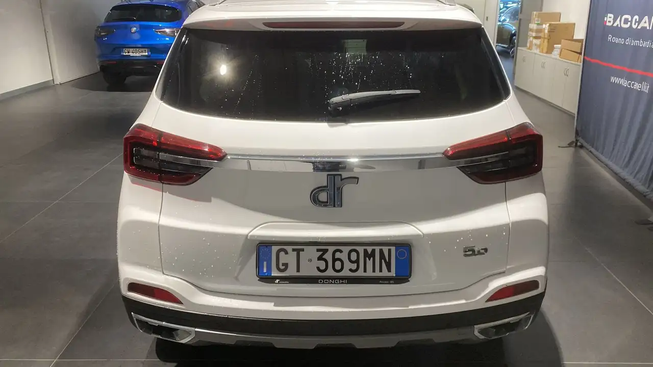 DR Automobiles DR5.0 3