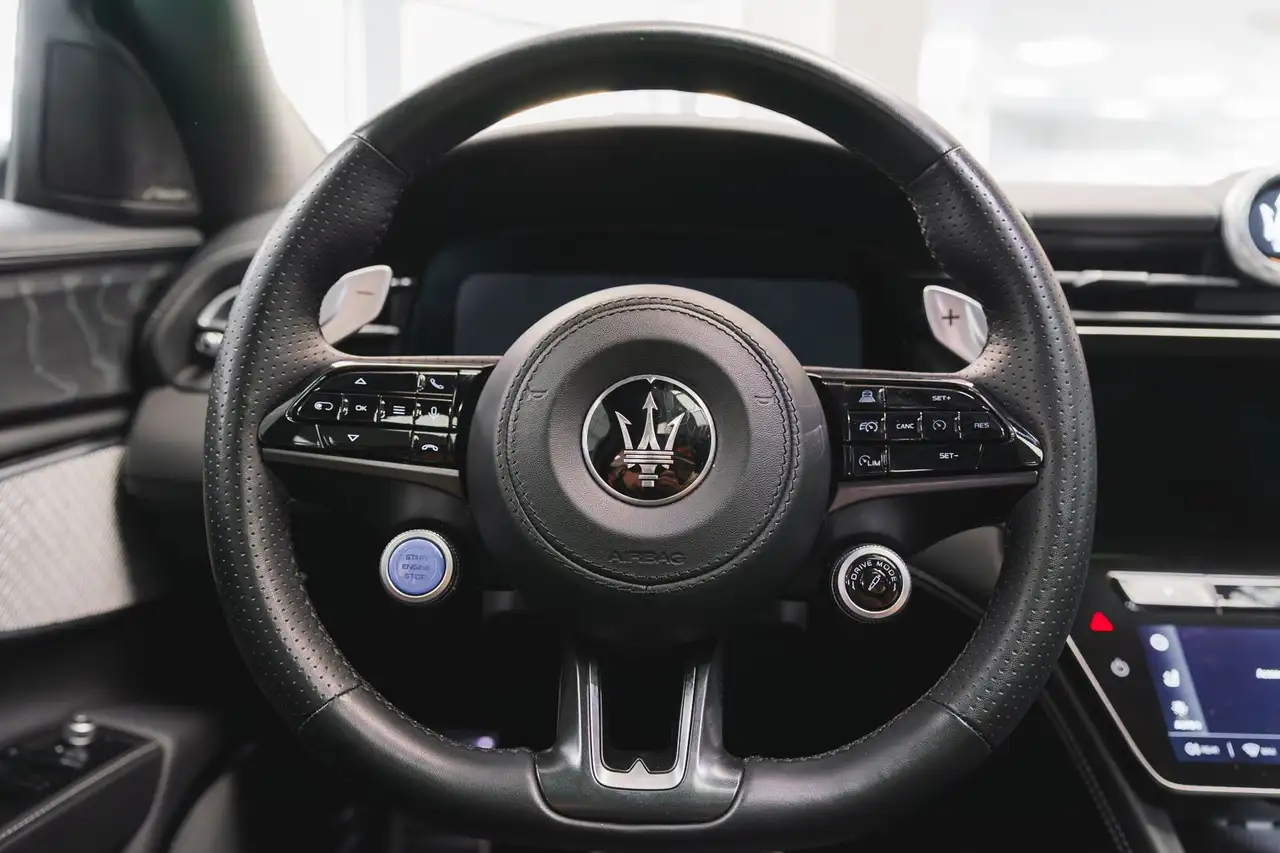 Maserati Grecale 8