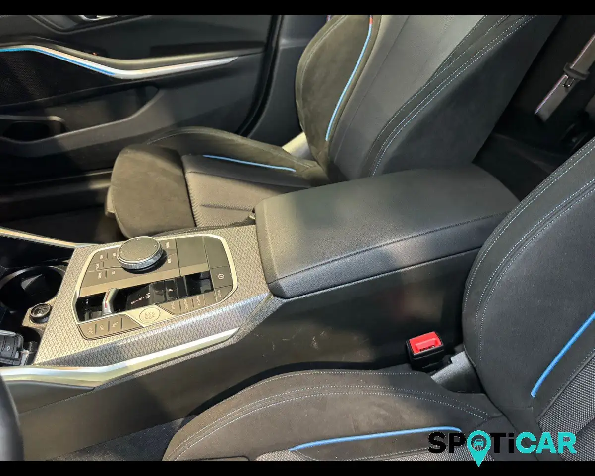 BMW 320 10