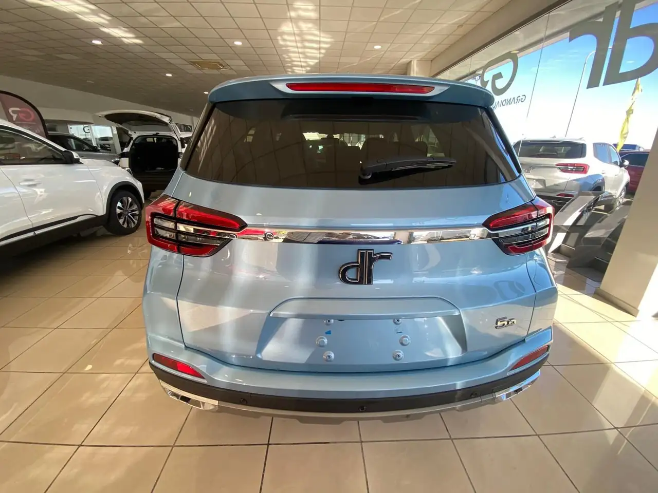DR Automobiles DR5 8