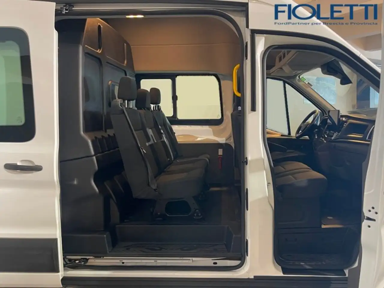 Ford Transit 11