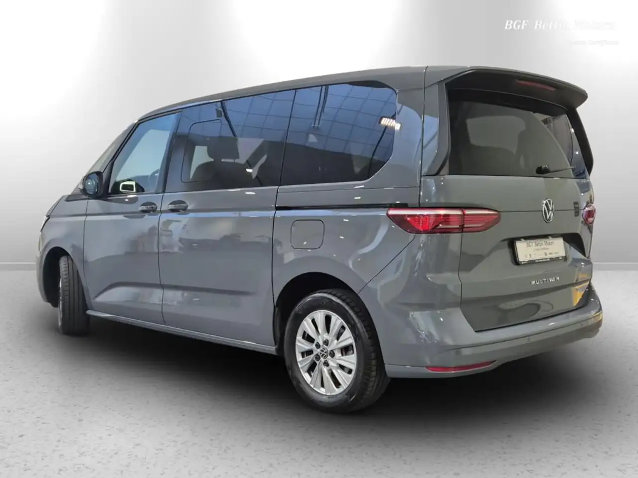 Volkswagen T7 Multivan 3