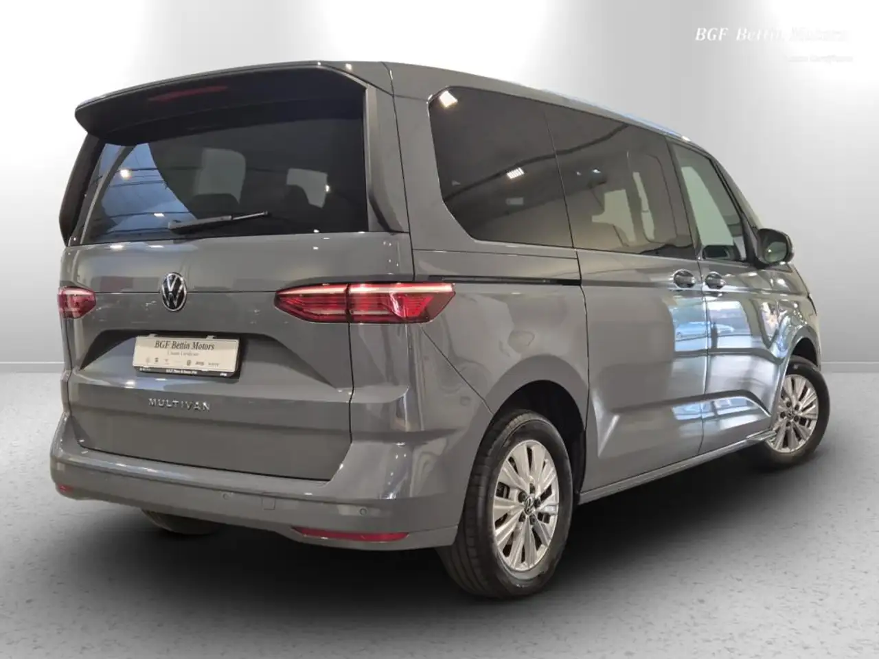 Volkswagen T7 Multivan 4