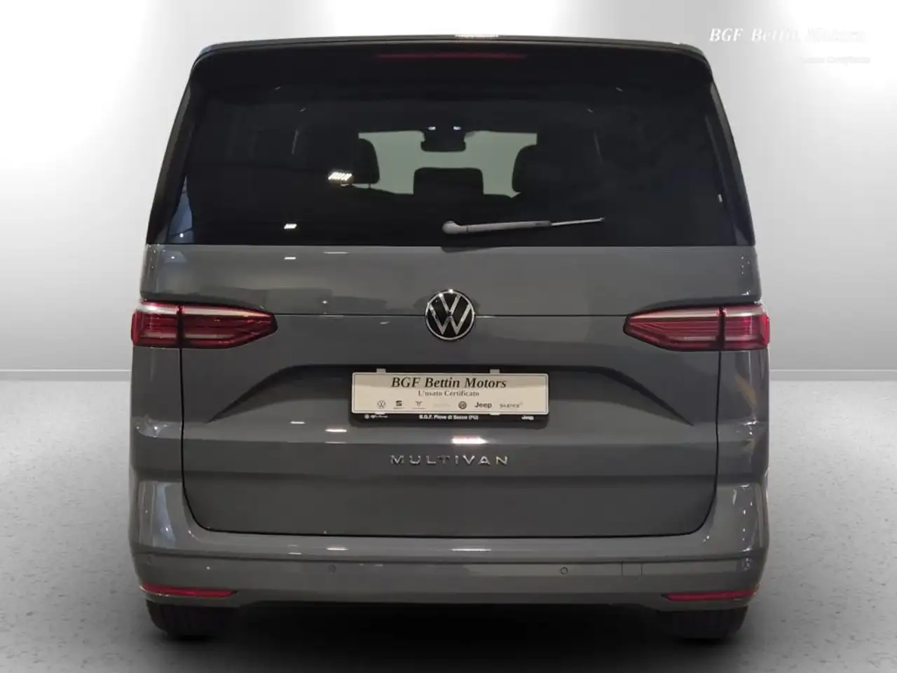 Volkswagen T7 Multivan 8