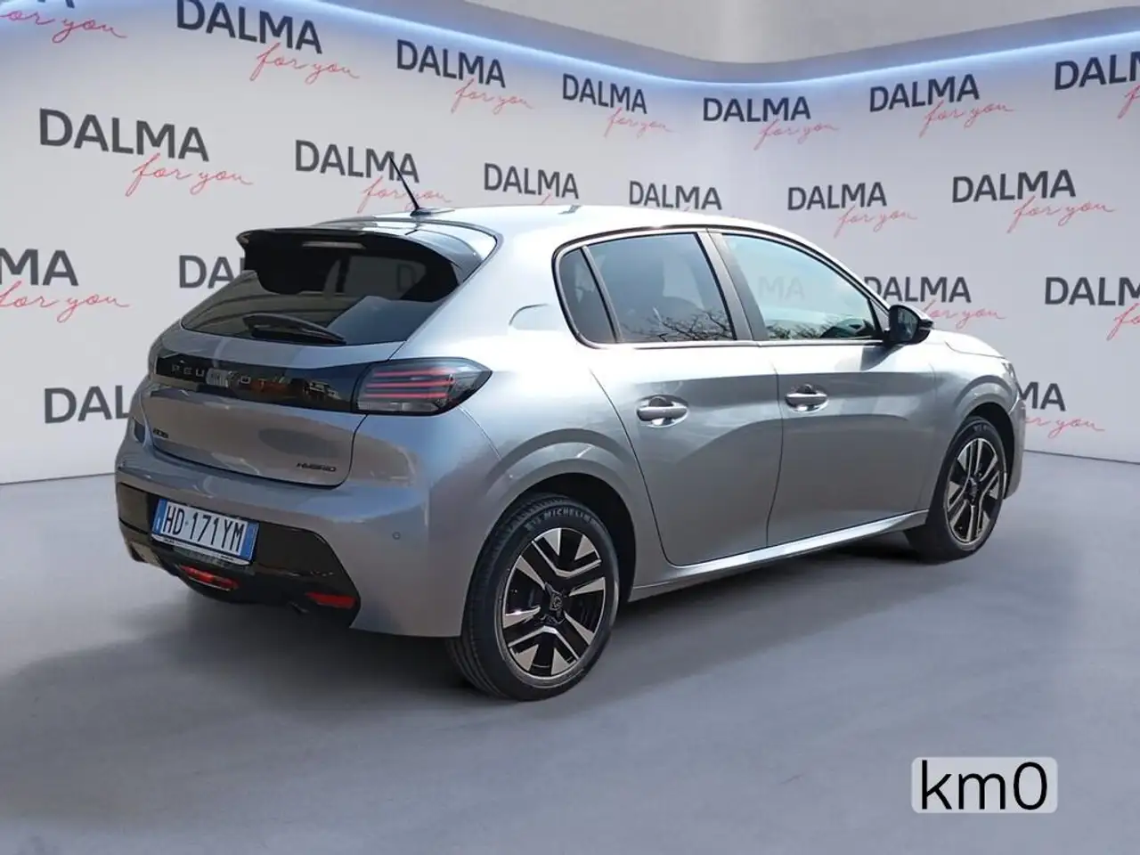 Peugeot 208 5