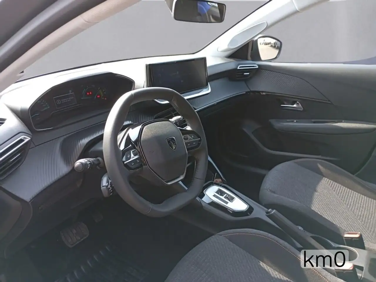 Peugeot 208 10